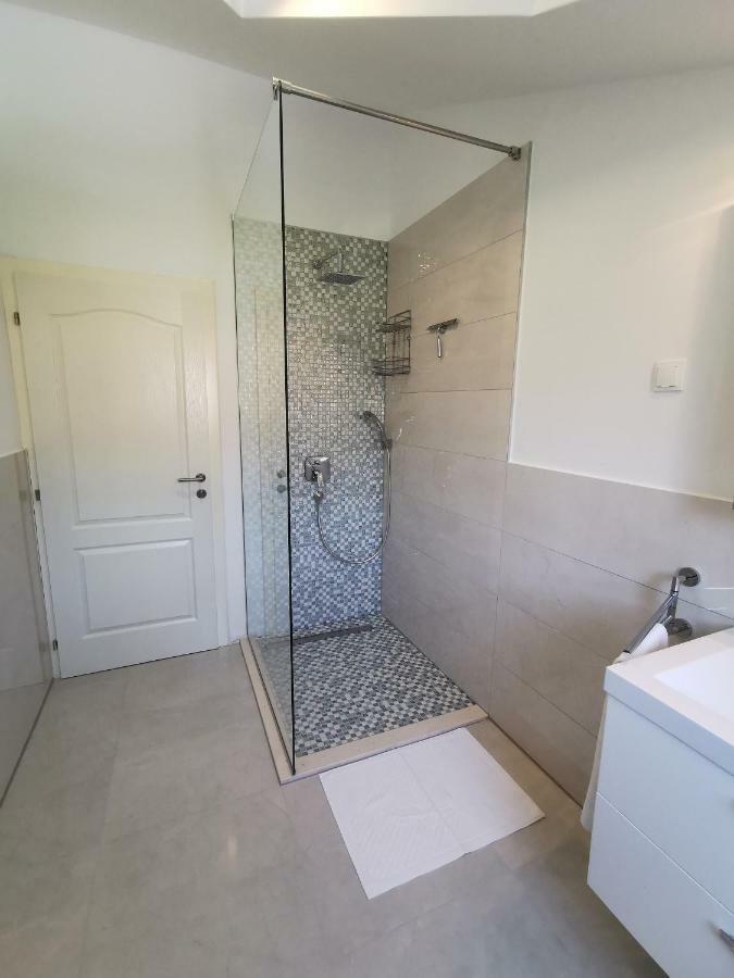 New Apartments 9 Minutes From Split Airport Kaštela Zewnętrze zdjęcie